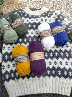 Strikkekit til færøsweater fra Hjertegarn strikket i uld  Vital Merino Cotton eller Deco