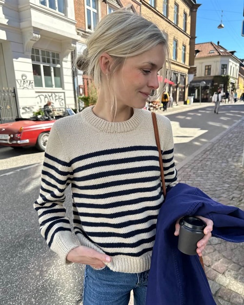 Strikkekit til Lyon Sweater fra PetiteKnit